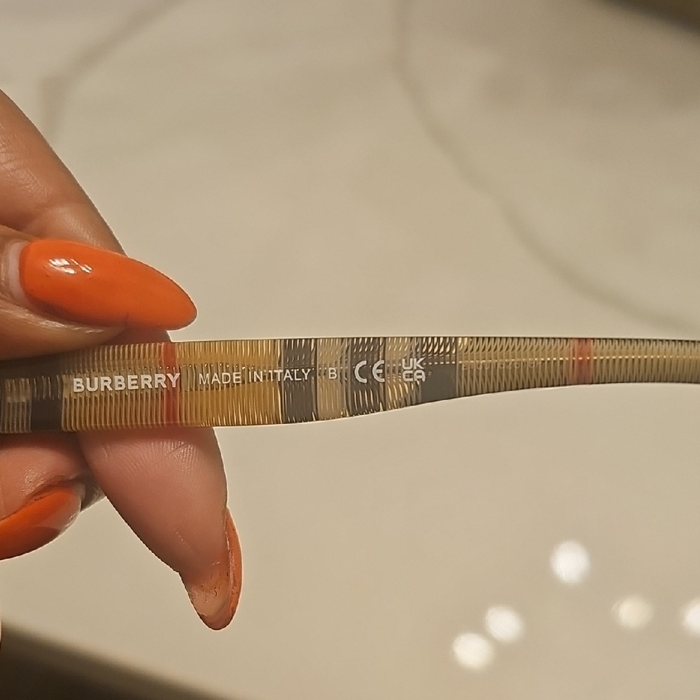 Burberry Sunglasses - Picture 2 of 5